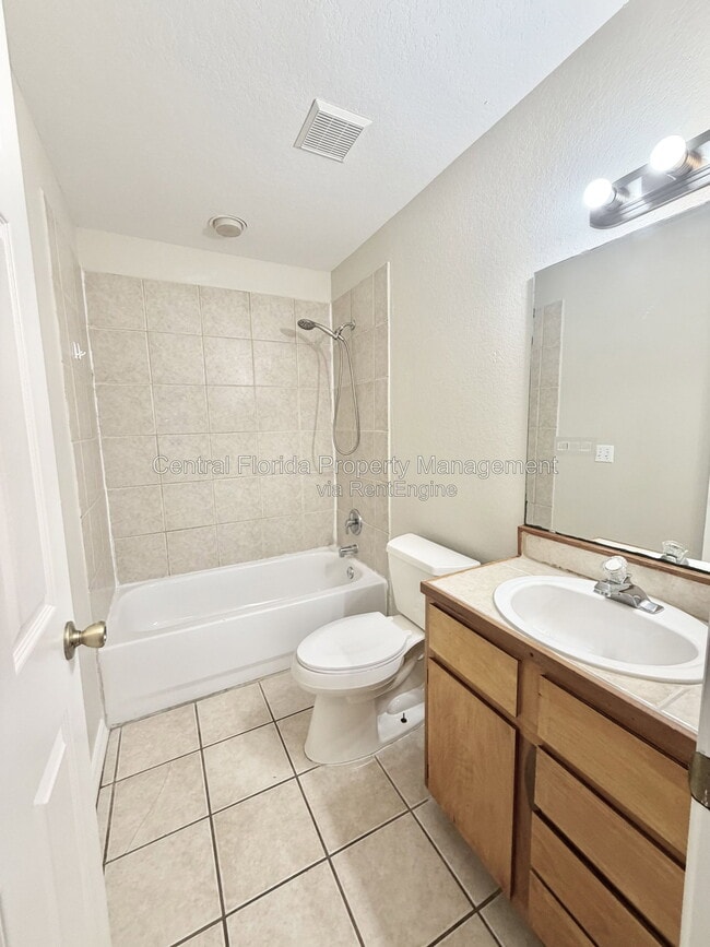 Building Photo - 939 Pecan St