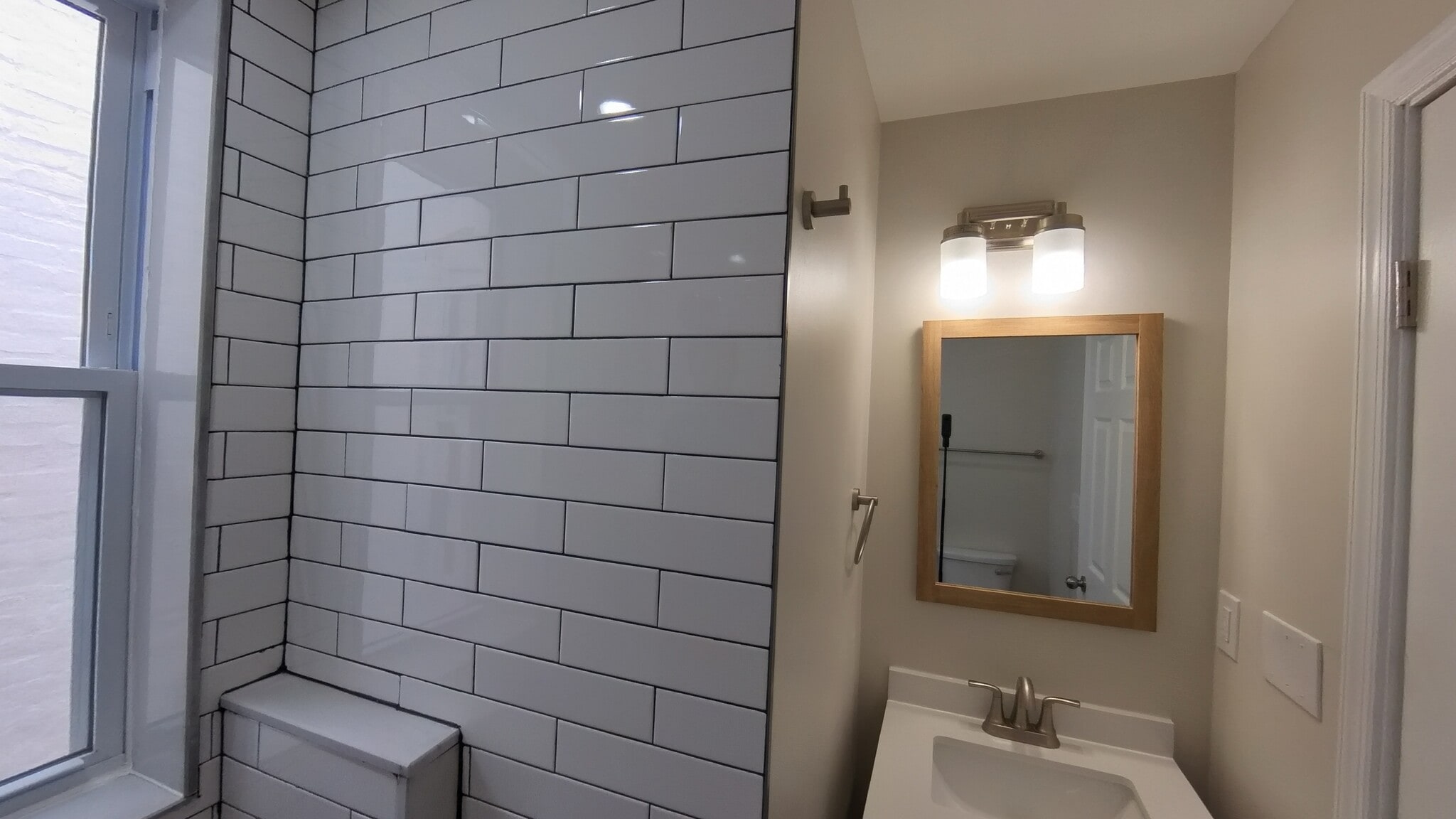 Bathroom - 4646 York Rd