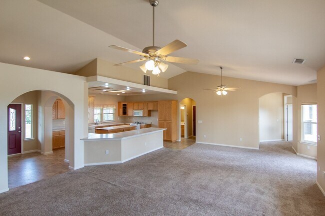 Building Photo - Country Home for Rent on Acreage | 3.5 Acres, 3 Car Garage, Deck, Pet Friendly