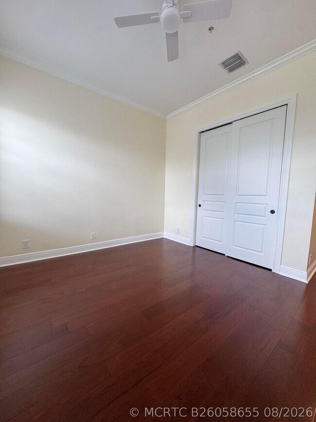 Building Photo - 503 N Mallory Cir