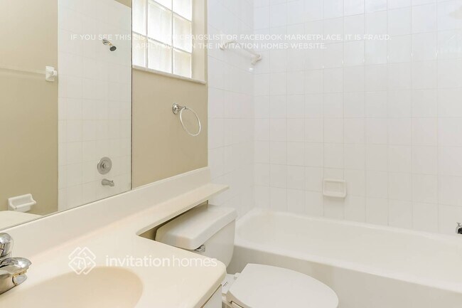 Building Photo - 21798 Philmont Ct