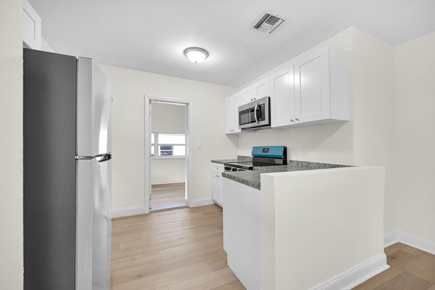 Building Photo - 299 NW 43rd St