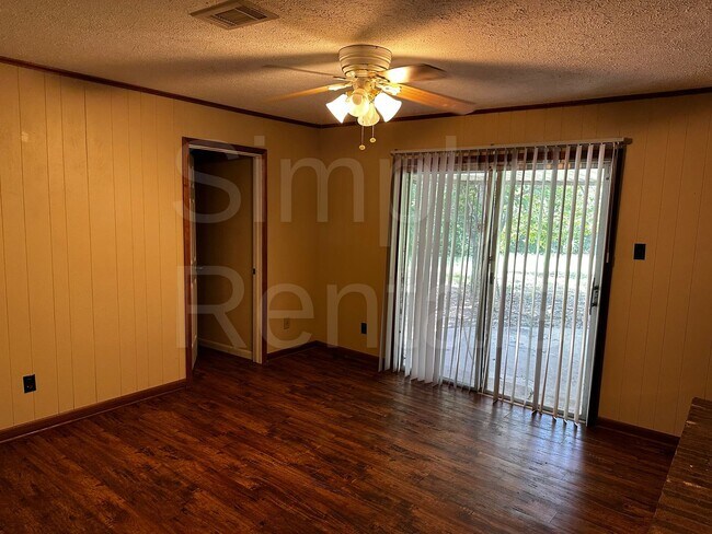 Building Photo - 214 Brookhaven Terrace