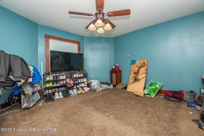 Building Photo - 947 William St