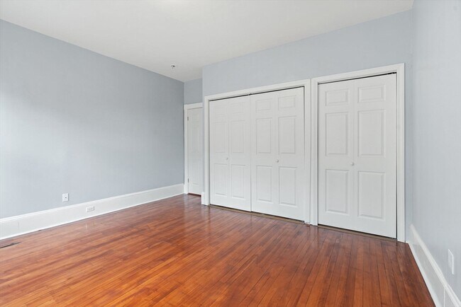 Building Photo - 24 Vinton St