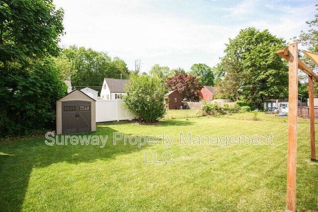 Building Photo - 16 Ridgley St