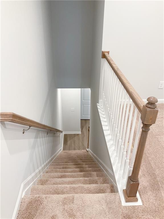 Building Photo - 479 Crown Dr