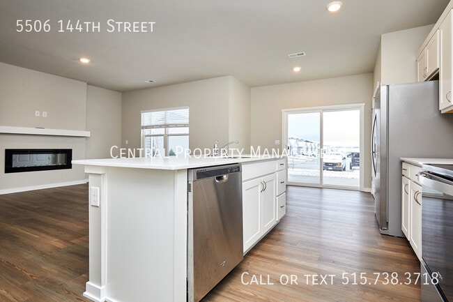 Building Photo - 5506 144th St