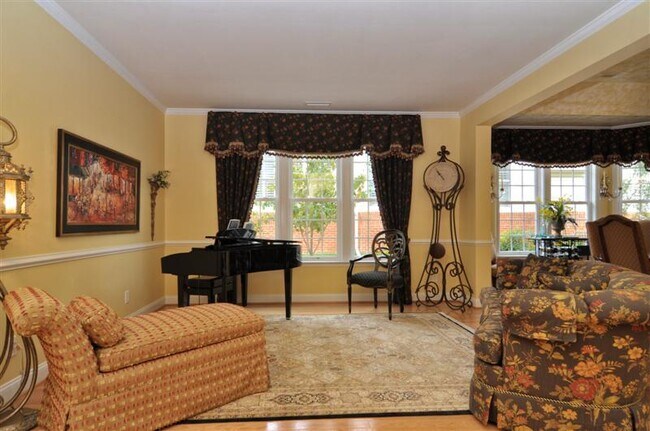 Building Photo - 6727 Evensong Ln