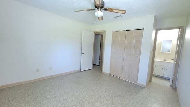 Building Photo - Cozy 3 bedroom/2 bath home - NO HOA