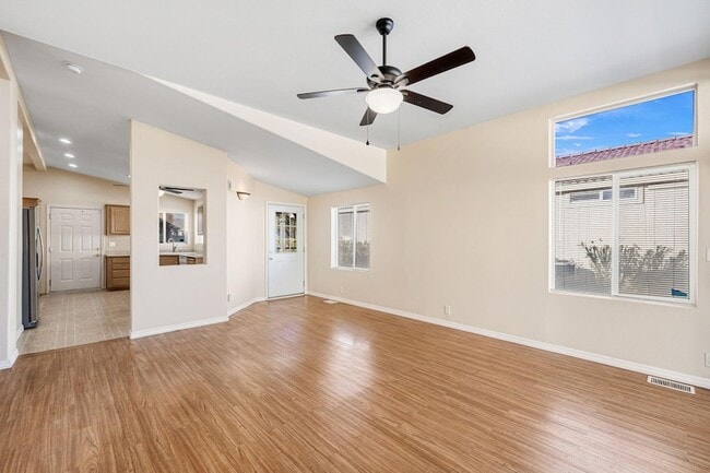 Building Photo - 15300 Palm Dr