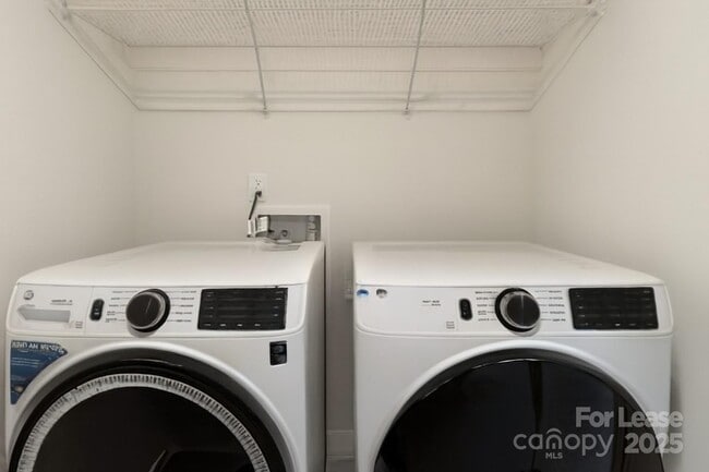 Building Photo - 4113 Armstrong Farm Dr