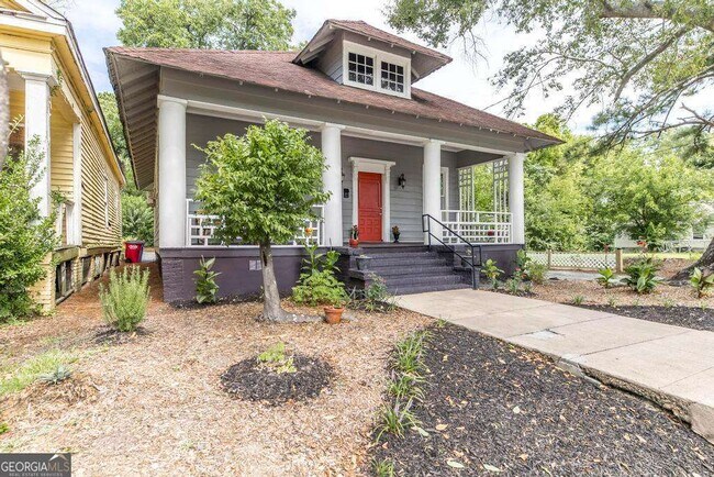 Building Photo - 1475 3rd St