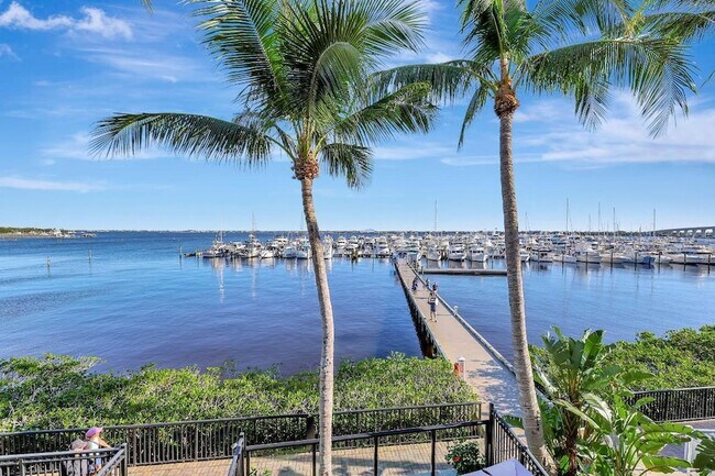 Building Photo - 775 NW Flagler Ave