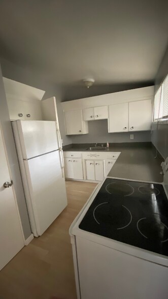 Building Photo - 1489 S Columbian Way