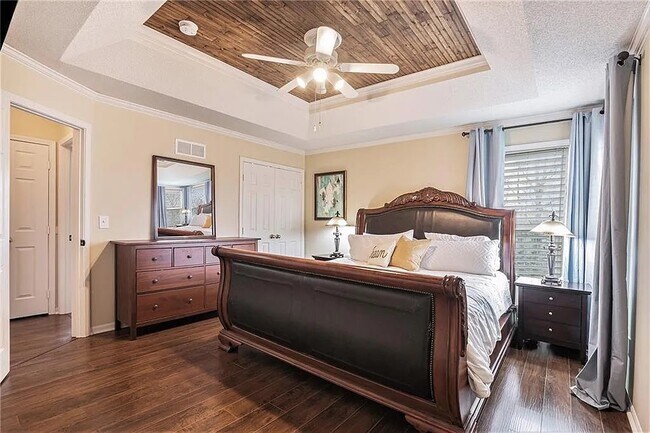 Building Photo - 18443 W 160th Terrace