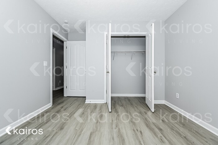 Building Photo - 6914 Aldora Dr