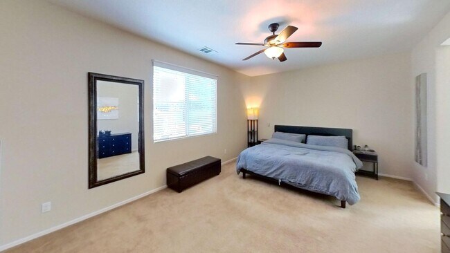 Building Photo - 848 Reyana Way