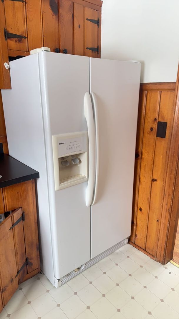 Building Photo - 3 BR 2 BA House