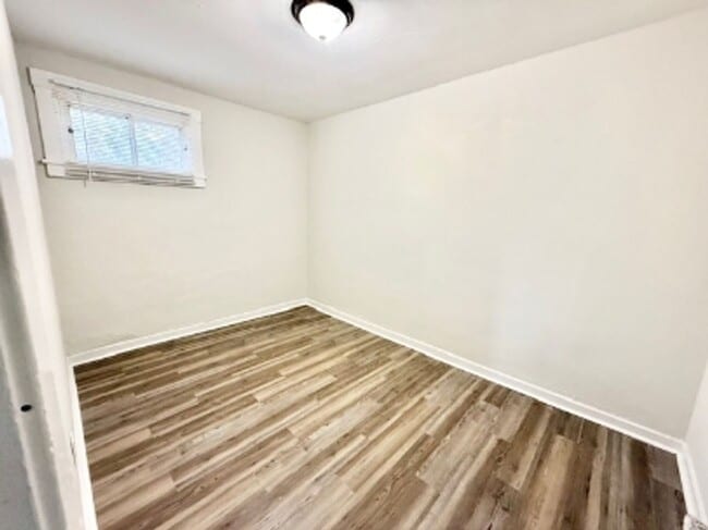 Building Photo - 343 Ohio Ave