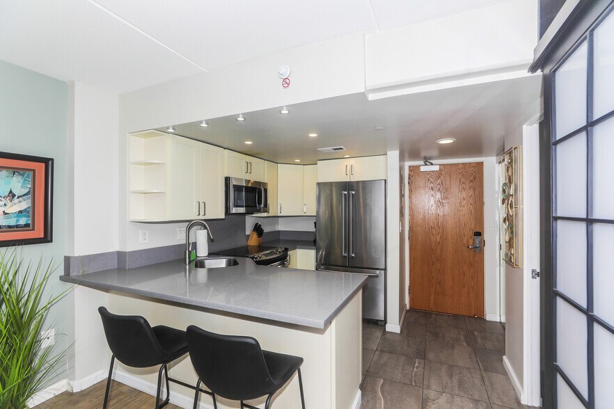 Building Photo - 1777 Ala Moana Blvd