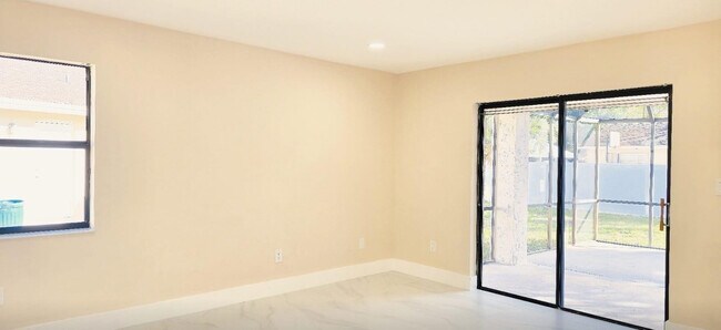Building Photo - 11516 SW 54th St
