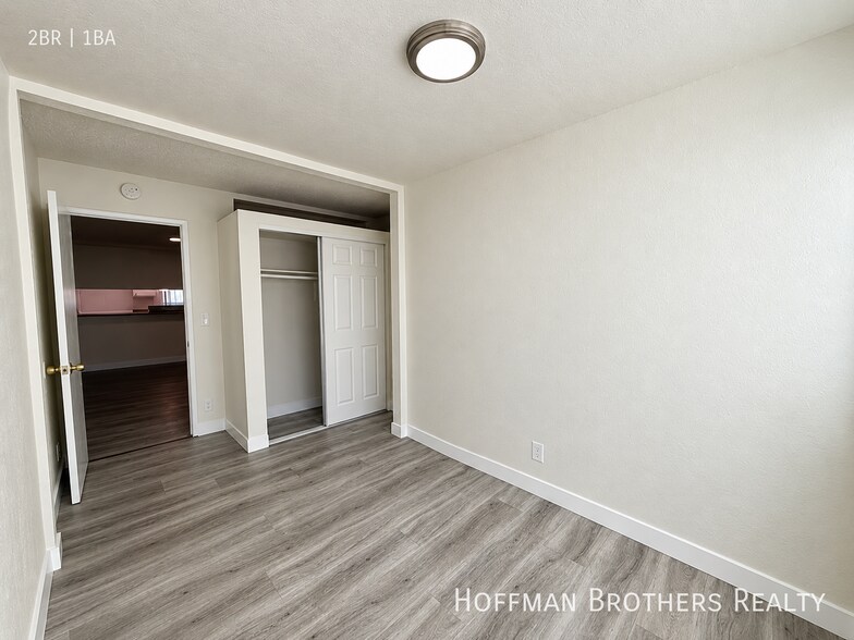 Building Photo - 4638 Tilden Ave