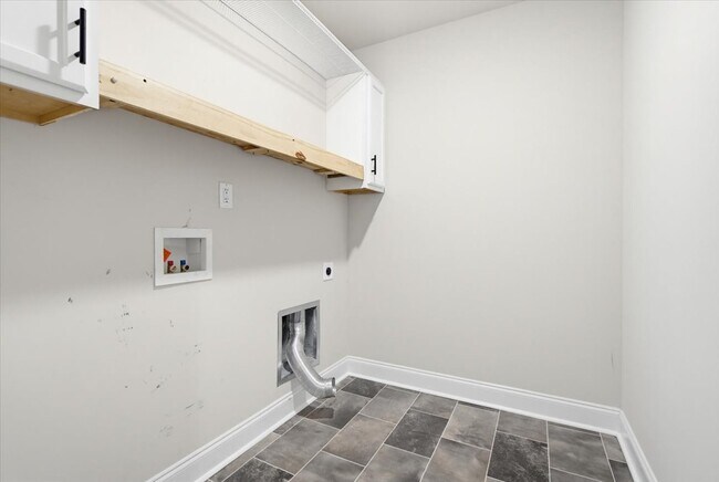 Building Photo - 1717 Stackhouse Dr