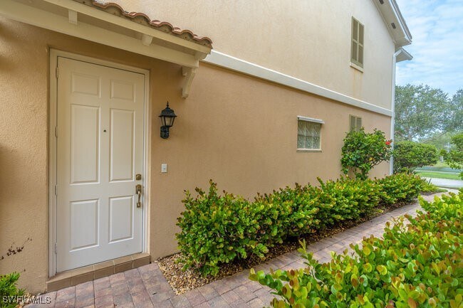 Building Photo - 8108 Josefa Way