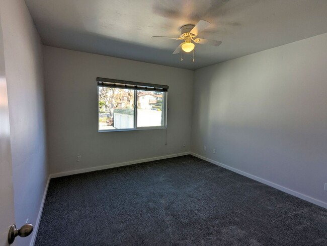 Building Photo - 641 Shasta Ave