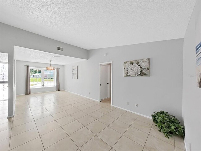 Building Photo - 878 Rustic Oaks Dr