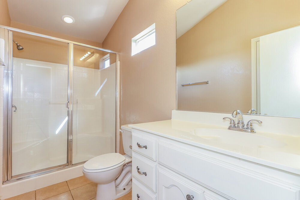 Building Photo - 6440 Regina Dr