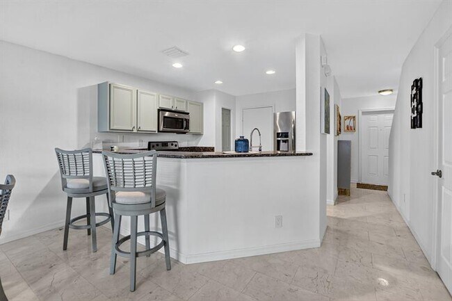 Building Photo - 22120 Majestic Woods Way