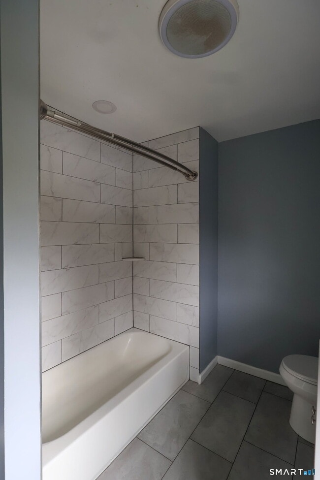 Building Photo - 20 8th St