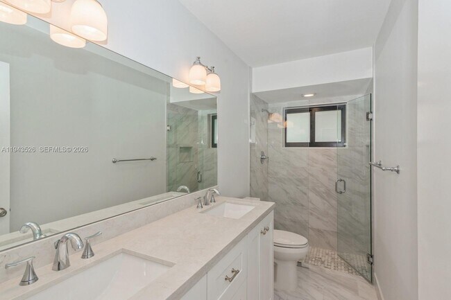 Building Photo - 15405 SW 73rd Ct