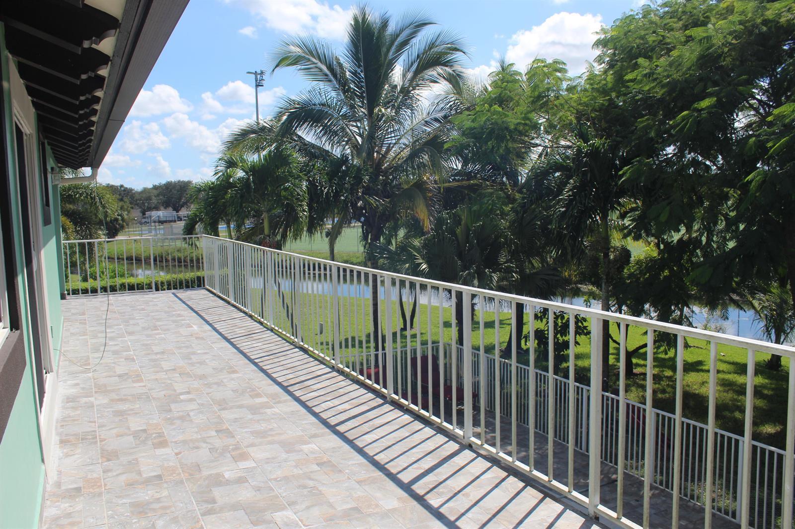 Building Photo - 13847 Geranium Pl