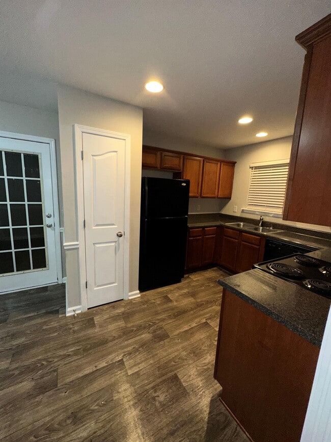 Building Photo - 8316 Ramstone Way