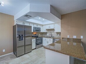 Building Photo - 912 Boulder Springs Dr