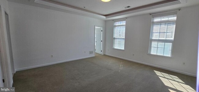 Building Photo - 5658 Virginia Ln