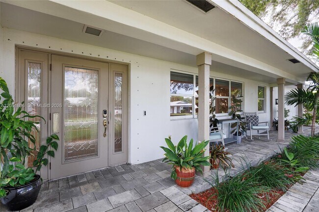 Building Photo - 7460 NW 7th Ct