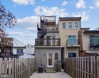 Building Photo - 111 E Cross St