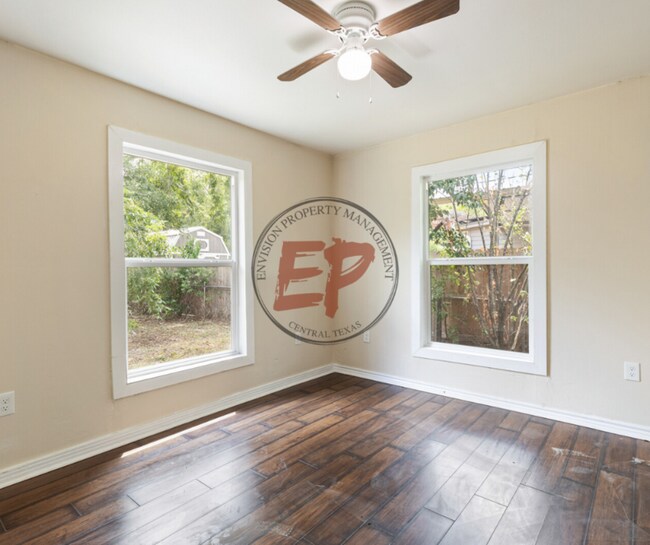 Building Photo - 4717 Meyers Ln