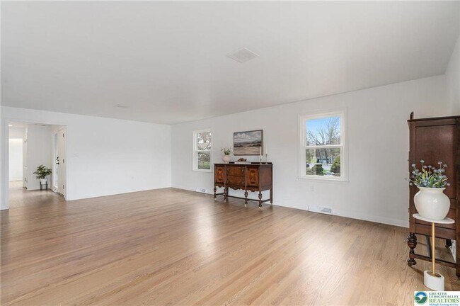 Building Photo - 2824 College Dr