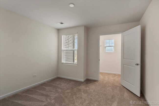 Building Photo - 2223 Ryegrass Ln
