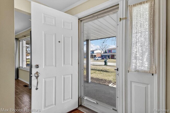 Building Photo - 33815 Orban Dr