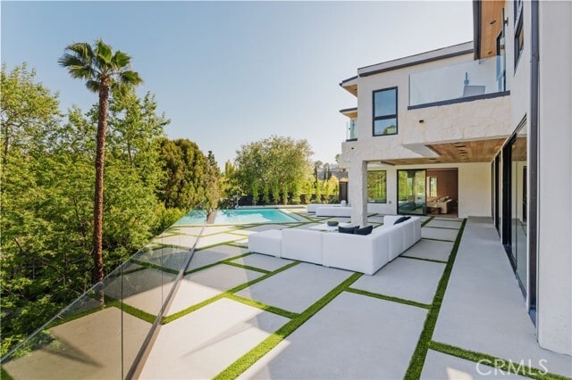 Building Photo - 2608 Zorada Dr