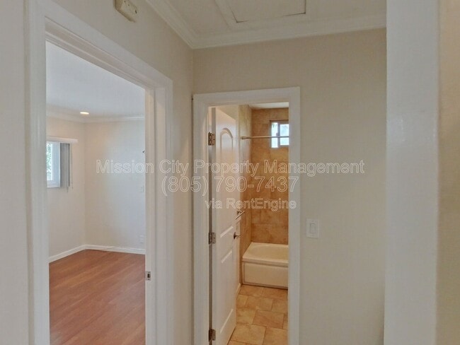 Building Photo - 515 N Alisos St