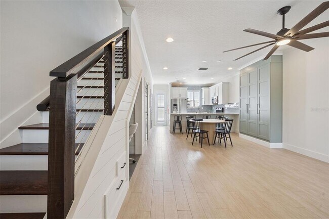 Building Photo - 6939 Pasturelands Pl