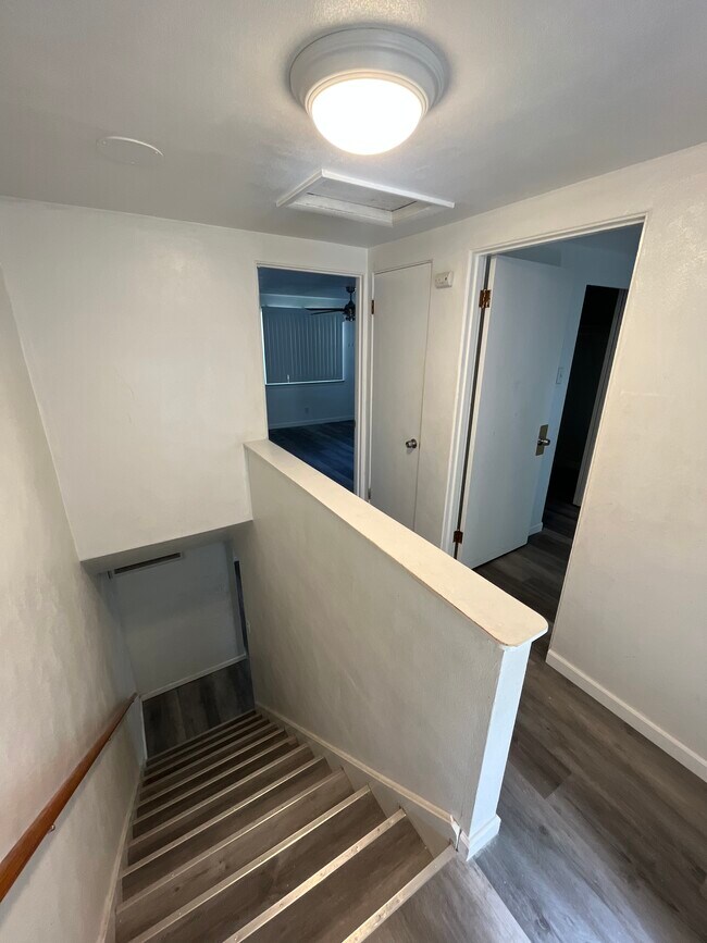 Landing (Just outside of bed rooms & full bath) - 210 Howard Dr