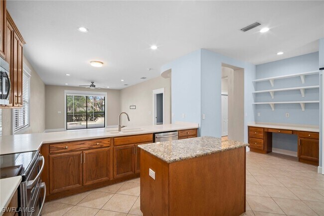 Building Photo - 12129 Country Day Cir